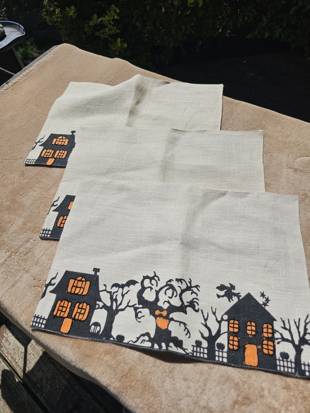 Isaac Mizrahi Halloween Burlap Placemats in Orange and Black - Set of 3